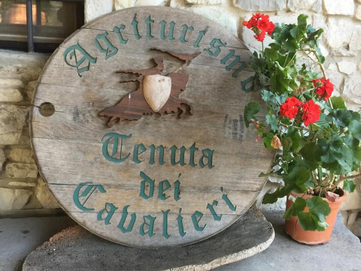 Tenuta Dei Cavalieri Molino del Piano Bagian luar foto