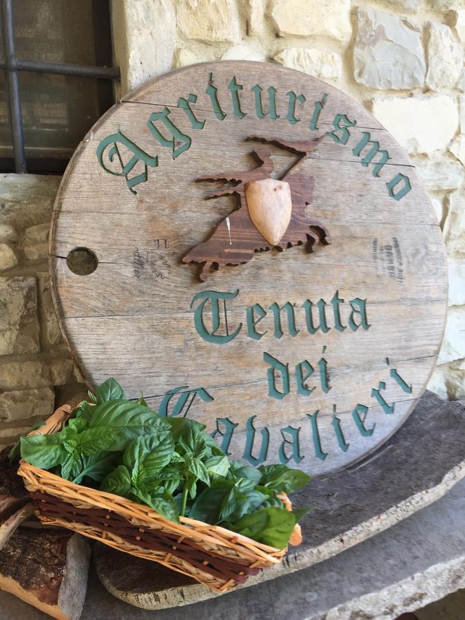 Tenuta Dei Cavalieri Molino del Piano Bagian luar foto